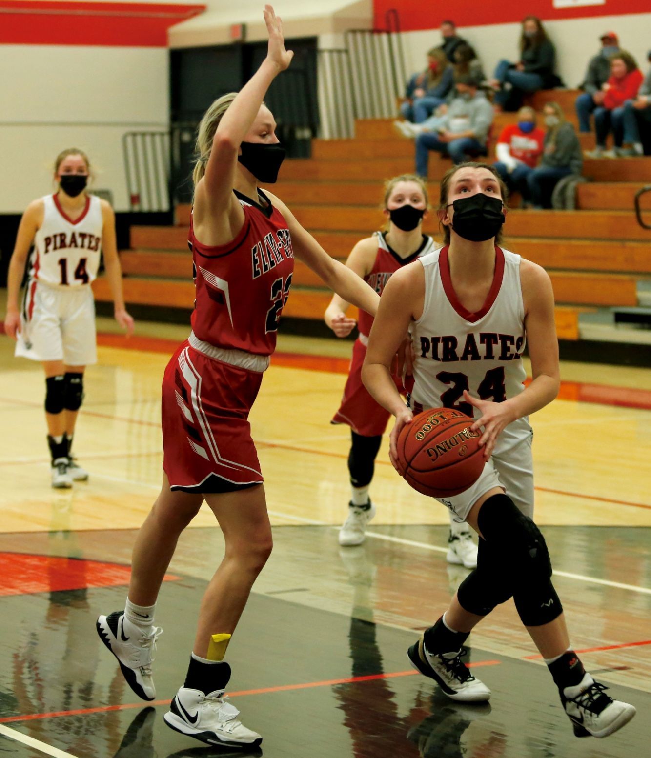 Photos: C-FC GBB vs Eleva-Strum
